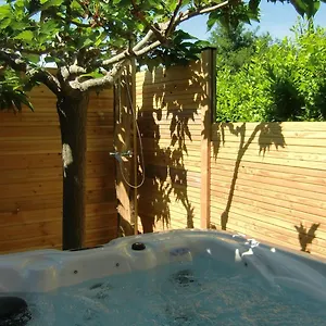  Appartement Casa Louise Suites&spas Privatifs France